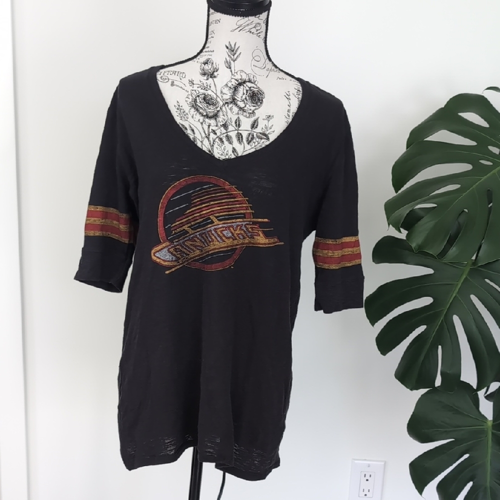 Vintage Black Graphic Women's Tee